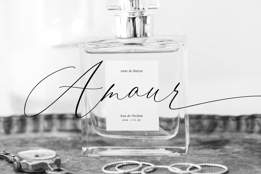 Bella Luna | Feminine Script Font