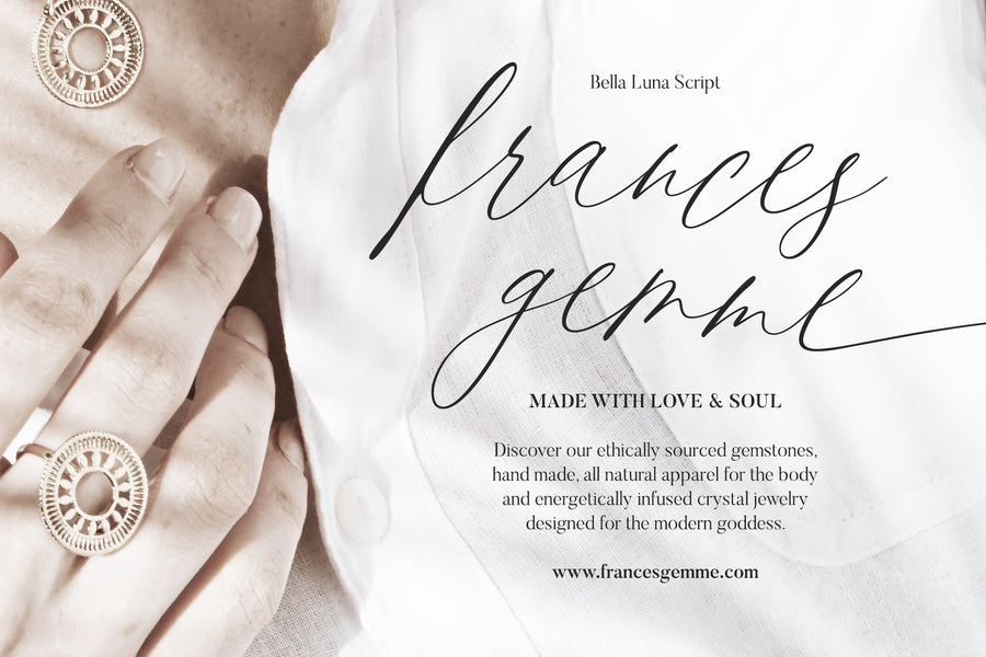Bella Luna | Feminine Script Font